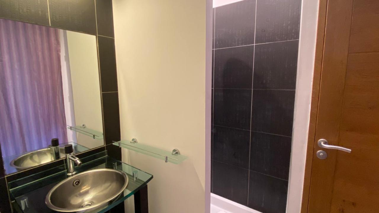 T3 De 140M2 Pour 7 Pers- Extra Centre Ajaccio - A 5 Min A Pied Des Plages - Classe 5 Etoiles - Casa Di Artisti Buitenkant foto